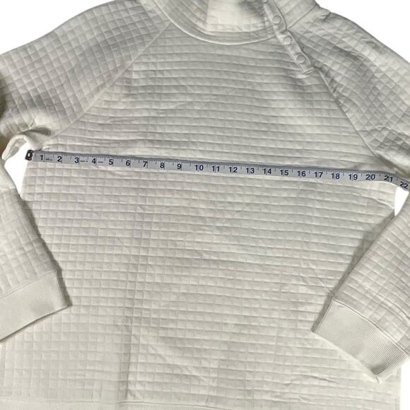 T by Talbots Quilted Mock Neck Snap Sweatshirt Large Off White Cozy Winter Cabin - Picture 7 of 12
